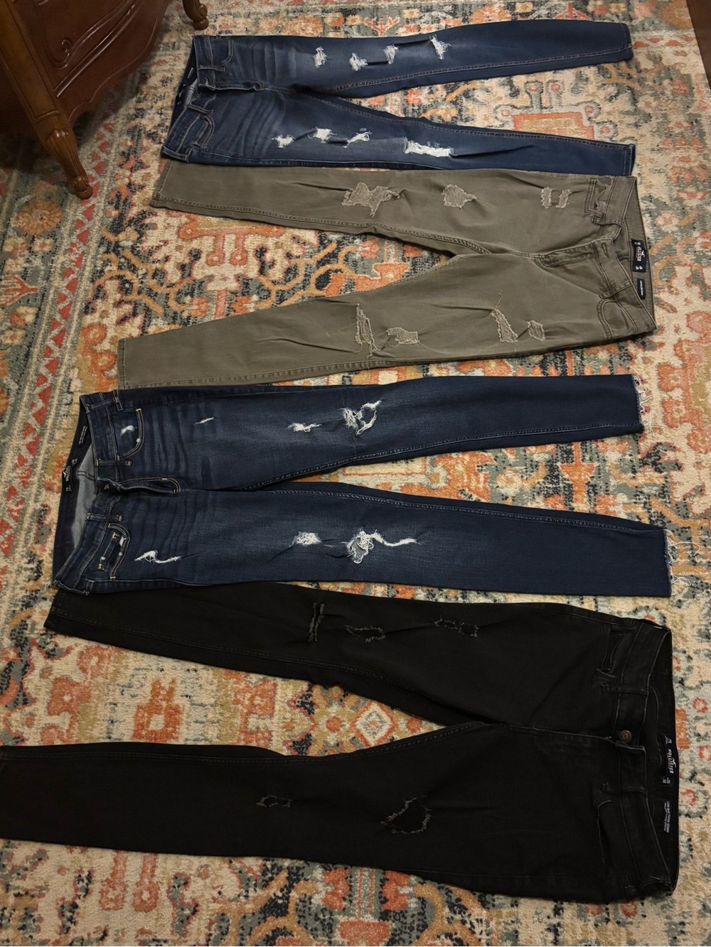 4 Distressed Low-Rise super skinny hollister jeans bundle